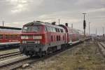 Nachschuss auf einen DoSto-Regionalexpress bei der Ausfahrt aus dem Bahnhof Mühldorf. 218 428-1 schiebt ihn nach München. 01.02.2014

Hersteller: Krupp
Fabriknummer: 5394
Abnahmedatum: 14.06.1978
Erst-Bw: Lübeck
ursprüngl. Fahrzeugnr. 218 428-1
UIC-Nr.: 92 80 1218 428-1 D-DB
Betreibernr. z.Z.d. Aufnahme: 218 428-1
Radsatzfolge: B'B'
Vmax (km/h): 140
Dienstmasse (t): 79
Radsatzfahrmasse max. (t): 20
LüP (mm): 16.400
