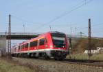 Mit schiebender 111 185-5 erreicht am 17.Mrz 2015 die RB 58051 nach Bamberg den Bahnhof Retzbach-Zellingen.