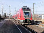 Einfahrt 445 008 / 445 005 in den Bahnhof Wünsdorf-Waldstadt als RE 5 nach Elsterwerder am 13. Februar 2022.