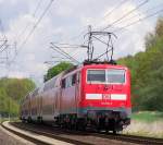 111 014-7 schiebt den RE10421 am Km 20.4 der KBS485 in Richtung Mnchengladbach.