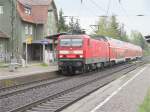 143 591 rauscht durch den Bahnhof Markkleeberg Grostdteln, 25.04.08