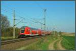 Auf der Fahrt nach Braunschweig hat die von 114 017 geschobene RB 17926 soeben den Bahnhof Wellen(bei Magdeburg) verlassen und wird in Kürze Ochtmersleben erreichen.