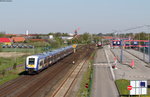 NOB81713 (Westerland(Sylt)-Hamburg Altona) mit Schublok 245 204-3 bei Niebüll 8.5.16
