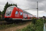 Von 218 329-1 geschoben macht sich der RE83 (RE21629) nach Lübeck Hauptbahnhof in Kiel auf den Weg. (6.7.2016)