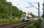 EB VT 013 (95 80 0650 413-7 D-EIB) als RB 94983 von Erfurt Hbf nach Stadtilm, am 21.08.2021 in Erfurt-Bischleben.