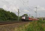 DB ES 64 U2-0xx mit der RB 16322 von Halle (S) Hbf nach Eisenach, am 31.08.2012 bei Ingersleben.