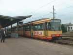 Zweisystem-Triebzug 450 004 am 26.07.2002 im Bahnhof Bietigheim.