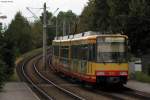 TW 833 bei verlsst den Bahnhof Karlsruhe-Durlach Richtung Stadtmitte und Wrth. Aufgenommen am 31.08.2012.