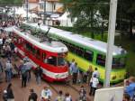 Historische Straenbahnen der Albtal Verkehrs Gesellschaft (AVG), einem Unternehmen des Karlsruher Verkehrs Verbundes (KVV) am 22.08.2004 beim Bahnhofsfest in Bad Herrenalb. 