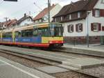 Ein GT 8 der AVG in Langensteinbach Bahnhof auf Gleis 2. 