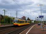 Tw 869 fhrt als S4 nach Achern. Aufgenommen in Rastatt am 17.10.2009