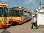 Stadtbahnzug 589 am 09.05.2002 in der Endschleife in Ittersbach.