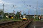 Tw 916 der S-Bahn Karlsruhe erreicht am 27.8.2010 den Bahnhof Wrth.