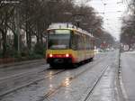 25.11.2010: TW 888 als S5 nach Wrth Badepark erreicht Karlsruhe-Hndelstrae.