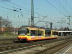 12.03.2011: Wagen 890 als S5 von Bietigheim-Bissingen nach Bad Wildbad verlsst den Bahnhof Mhlacker und strebt seinem nchsten Halt Enzberg entgegen.