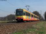 24.03.2011: Wagen 805 mit Werbung von Lago Bowlingcenter Karlsruhe und Wagen 801 mit Werbung der BGV als S31 nach Karlsruhe Hbf. Wegen seiner Versptung von ca. 7 Minuten wurde der Zug nach der Abfahrt im Bahnhof Weingarten auf das Gegengleis geleitet, damit der hinter der S-Bahn fahrende IC 2266 nicht gebremst wird und freie Fahrt hat. Aufgenommen zwischen Weingarten und Karlsruhe-Durlach.