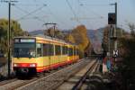 Wagen 827 und Wagen 875 als S4 nach Schwaigern West bei Weinsberg/Ellhofen Gewerbegebiet. Im Hintergrund ist noch der Haltepunkt Ellhofen erkennbar. Aufgenommen am 02.11.2011.