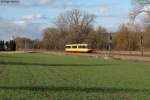 Wagen 828 hat als S9 von Bruchsal nach Bretten Bahnhof sein Ziel Bretten Bahnhof bei Diedelsheim fast erreicht.