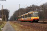 Wagen 808 und Wagen 819 als S32 von Menzingen nach Rastatt. Aufgenommen am 03.03.2012 zwischen Weingarten und Karlsruhe-Durlach.