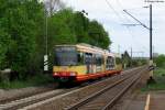 TW 816  die neue Welle  erreicht als S9 von Mhlacker nach Bruchsal seinen ersten Unterwegshalt in tisheim.