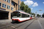 Stadtbahn Karlsruhe / KVV - Karlsruher Verkehrsverbund / Stadtbahn Heilbronn / Heilbronner Hohenloher Haller Nahverkehr GmbH (HNV): Zweisystem-Stadtbahnfahrzeug Duewag GT8-100D/2S-M der Albtal-Verkehrs-Gesellschaft mbH (AVG) - Wagen 847, aufgenommen im Juli 2016 im Stadtgebiet von Heilbronn.