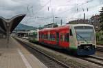 Einfahrt am 03.05.2014 von BSB 017 (650 044-7)  Riegler Bier  zusammen mit BSB 001 (650 028-4)an der Zugspitze in den Hauptbahnhof von Freiburg.