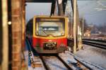 BERLIN, 11.01.2009, S2 verlässt als Pendelzug-Verbindung zwischen Pankow und Blankenburg den S-Bahnhof Pankow; beide Führerstände sind deshalb besetzt