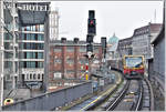 S3 nach Spandau erreicht Berlin Friedrichstrasse. (18.11.2019)