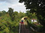 Wegen Bauarbeiten zw. Halensee und Beusselstraße am 17. und 18.09.2022 verkehrt die S46 (Ein Zug der DB-Baureihe 483/484) zw. Königs Wusterhausen und Charlottenburg über die Verbindungskurve, die sonst im regulären Betrieb nicht bedient wird.

Berlin, der 17.09.2022