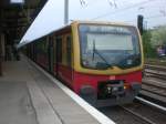 BR 481 als S41 ber Landsberger Allee,Storkower Strae und Frankfurter Allee im S-Bahnhof Berlin Greifswalder Strae.