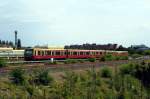 Momentan fhrt die Ringbahn der Berliner S-Bahn (hier im Uhrzeigersinn), aufgrund von Einschrnkungen im Wagenpark, nur im 20 Minuten-Takt.