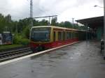 BR 481 als S3 nach S-Bahnhof Erkner im S-Bahnhof Berlin-Wuhlheide.