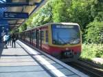 BR 481 als S41 ber Sonnenallee,Neuklln und Hermannstrae im S-Bahnhof Berlin Treptower Park.