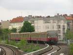 Berlin-Sdkreuz, 12.05.2010. BR480 als ein Zug der Linie S47 nach der Pause.