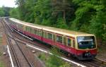 BR 481 als S75 nach S-Bahnhof Berlin-Wartenberg im S-Bahnhof Berlin Olympiastadion.(24.5.2010)