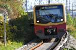 BERLIN, 23.10.2010, S3 nach Ostbahnhof bei der Einfahrt in den S-Bahnhof Betriebsbahnhof Rummelsburg     