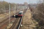 25.3.2012 zw. Schnflie und Mhlenbeck Mnchmhle eilt eine S-Bahn BR 480 gen Berlin-Blankenburg. Gut erkennbar, der Platz fr das nie gebaute 2. Gleis.