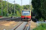 S7 nach Ahrensfelde am 04.07.2013 vor der Einfahrt in den Bhf.