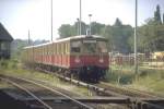 1980er Jahre.Ein Stadtbahn Halbzug der Zuggruppe   NII 2 nach Lichterfelde-Sd in Tegel(Archiv P.Walter)