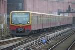 BR 481 der S-Bahn Berlin auf der Linie S 5 nach Spandau. Aufgenommen am 30.10.2014, Berlin Alexanderplatz.