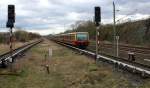 S-Bahn Berlin S 75 (BR 481/482) am 31. März 2015: Der Zug nähert sich dem Endbahnhof Wartenberg. 