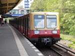 485 094,am 23.Mai 2015,in der Station Berlin Halensee.