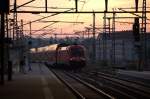 Ein Zug der Linie S1 bei der Ausfahrt  aus Dresden Neustadt.01.08.2014 05:41 Uhr.