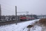 Ein Zug der Linie S1 kurz hinter der Autobahnbrücke. 24.01.2014 13:45 Uhr.