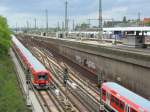 Begegnung zweier S-Bahnen der Linie 3 Elbgaustrae - Neugraben kurz vor / nach der unterirdischen Station Hamburg-Altona; 13.05.2007
