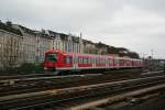 Ein Triebzug der Hamburger S-Bahn DB 474 602-0 am 19.4.2008 in Hamburg-Altona.