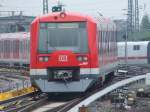 Ein ET 474 der S-Bahn Hamburg auf der S3 nach Pinneberg in Hamburg-Altona am 06.08.2008.