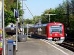 Die S21 gehrt noch zu den mit BR472 befahrenen S-bahnlinien. Hier ist jedoch eine Ausnahme. Ein 474 und eine weiter Einheit verlassen gemeinsam Hamburg-Holstenstrae in Richtung Hamburg-Bergedorf am 22.04.09