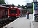 BR 474 fhrt in den Bf Slldorf ein; Aug. 2002.