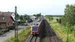 Eine S7 nach Riedstadt-Goddelau verlässt den Haltpunkt Groß-Gerau Dornheim.